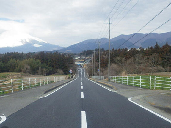 写真：道路工事のイメージ