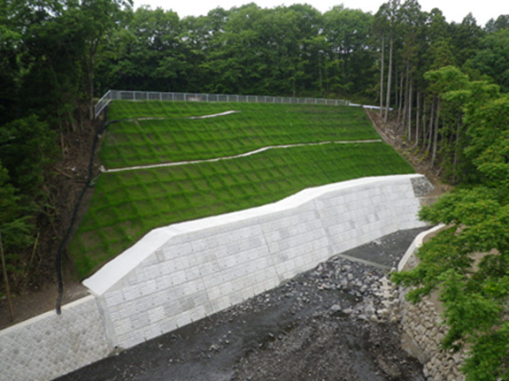 写真：平成26年度障害防止(洪水対策)東富士地区小山佐野川2工事