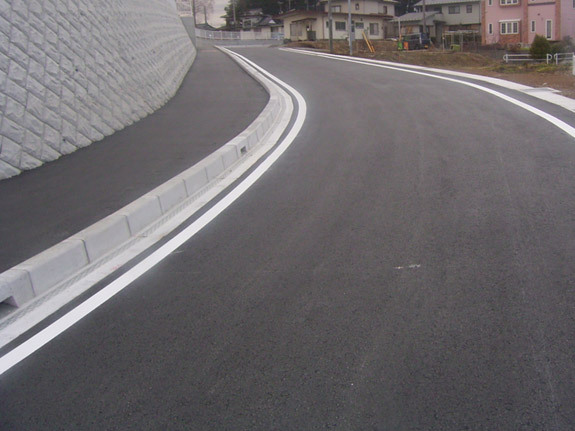 写真：平成20年度東富士演習場関連公共用施設整備事業町道3176号線道路改良舗装工事